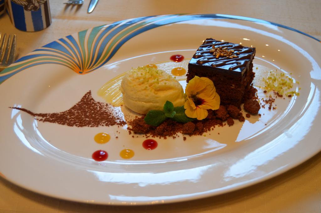 Gasthof Ziegler Hotel & Restaurant Lindau  Bagian luar foto